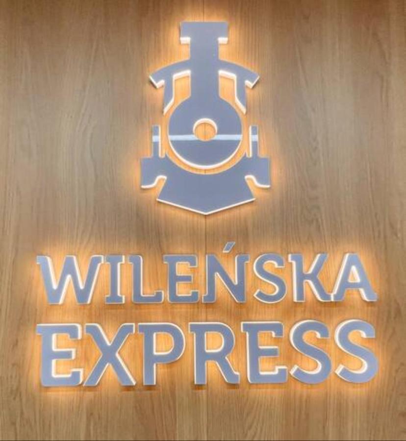 ורשה Wilenska Express Apartment מראה חיצוני תמונה