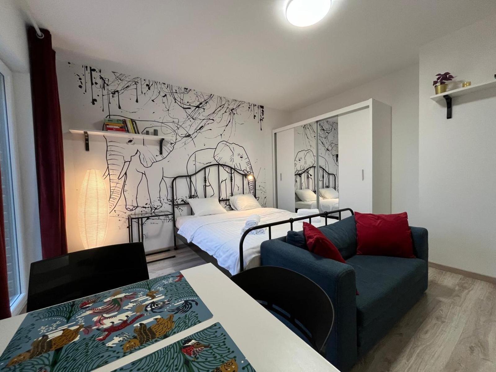 ורשה Wilenska Express Apartment מראה חיצוני תמונה