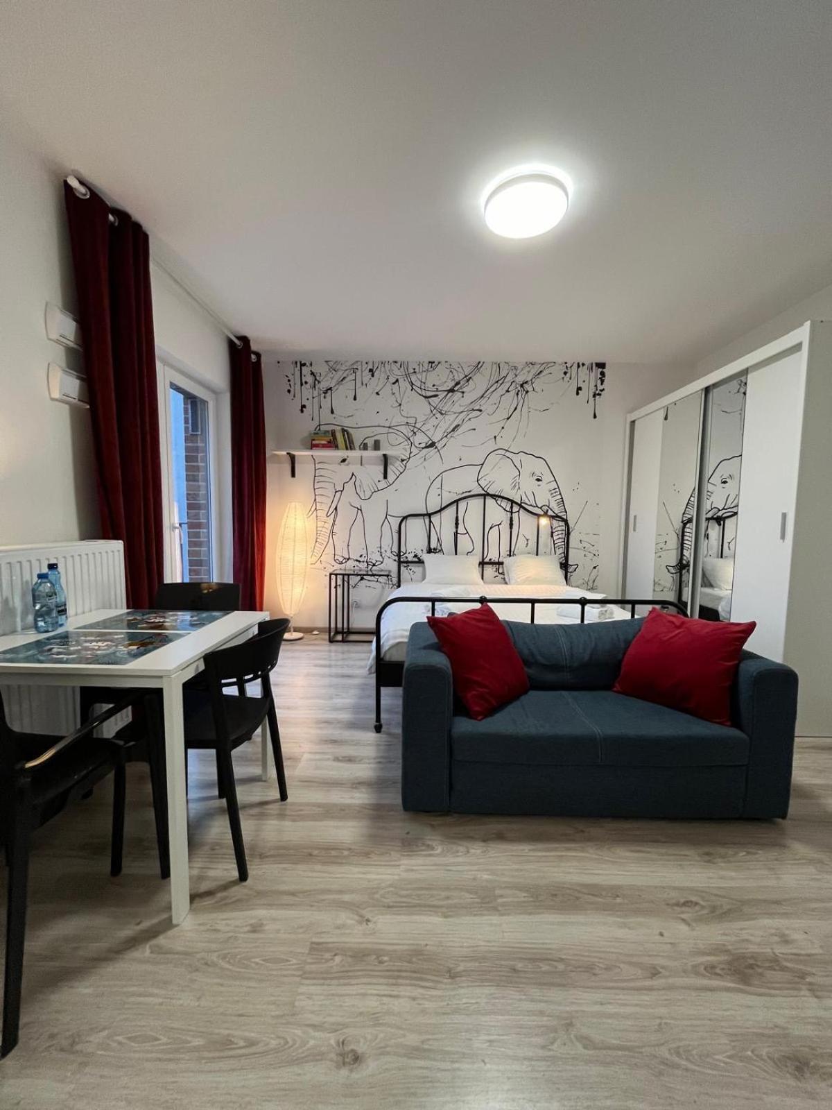 ורשה Wilenska Express Apartment מראה חיצוני תמונה